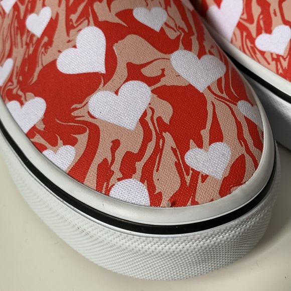 ❤️ ❤️❤️VANS Asher Marble Hearts Red Slip On Sneaker ShSize 8 US❤️❤️❤️ - Picture 5 of 5